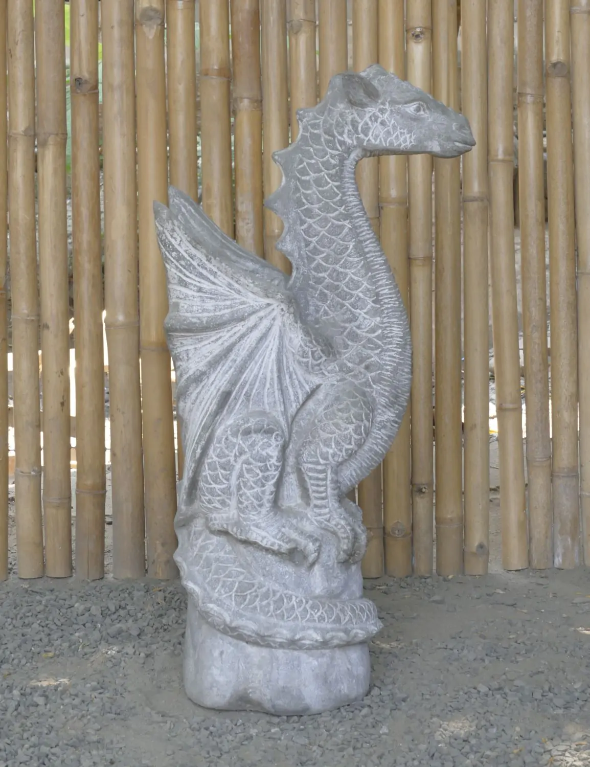  Product image 2 of the product “Sitting dragon on stone, approx. 75 H cm, cast stone, natural ”